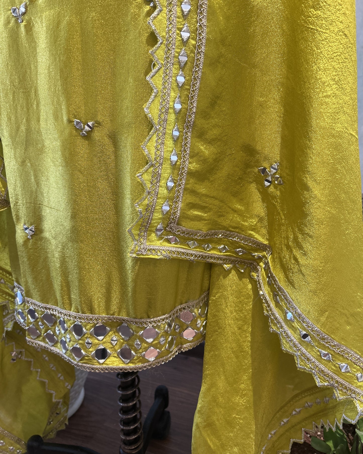 “Ziya” – Radiance