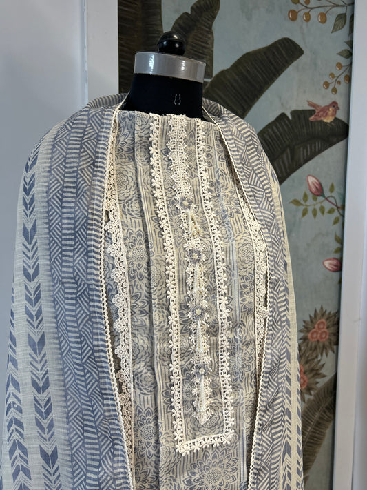 GRACEFUL GREY